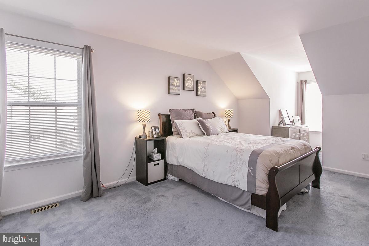 BANBURY CROSSING - Residential