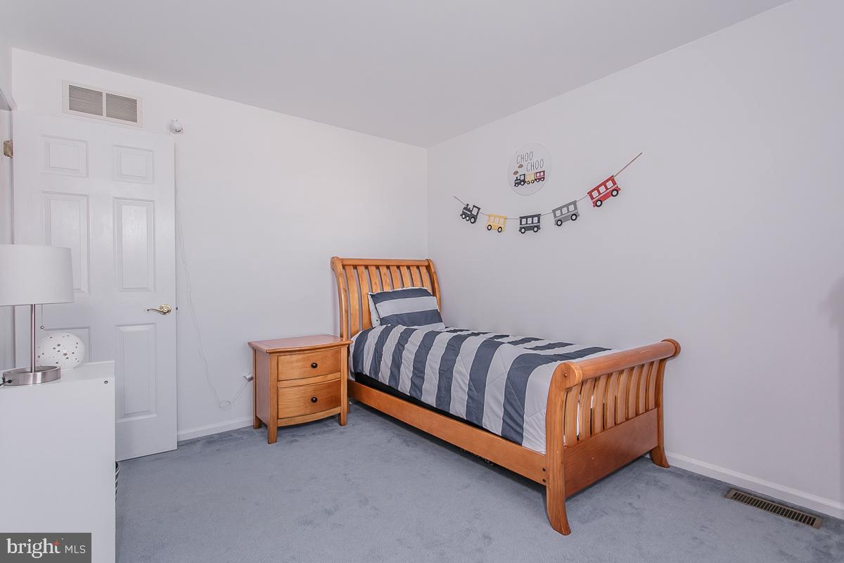 BANBURY CROSSING - Residential