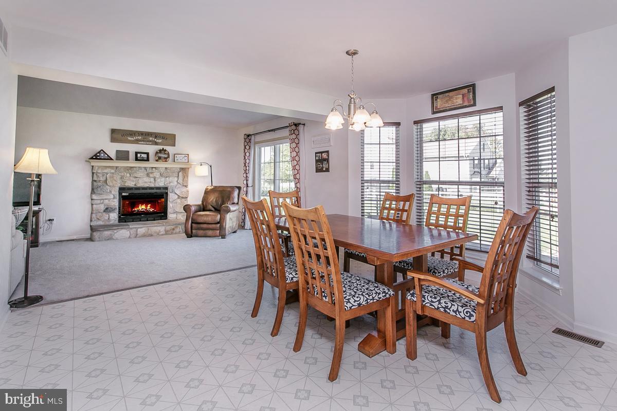 BANBURY CROSSING - Residential