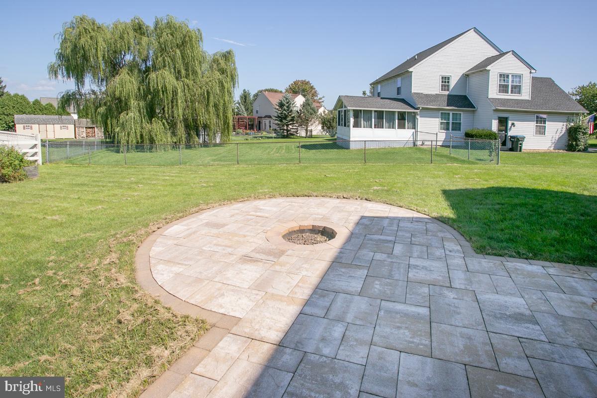 BANBURY CROSSING - Residential