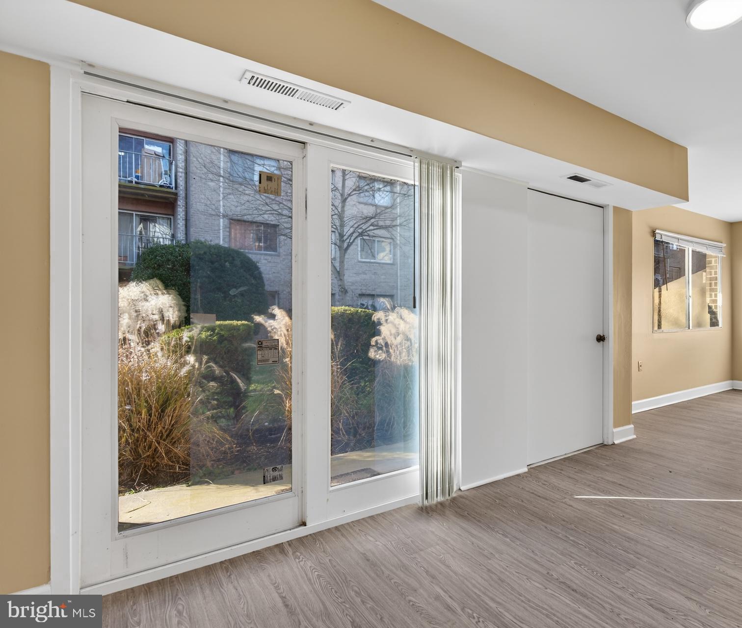 GRAND BEL MANOR - Residential