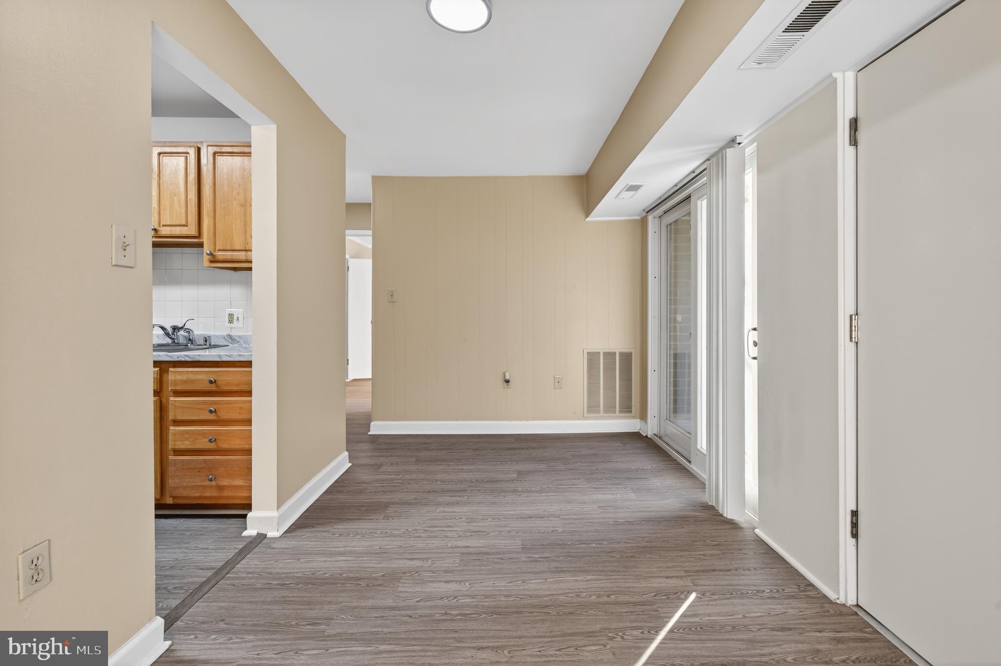 GRAND BEL MANOR - Residential