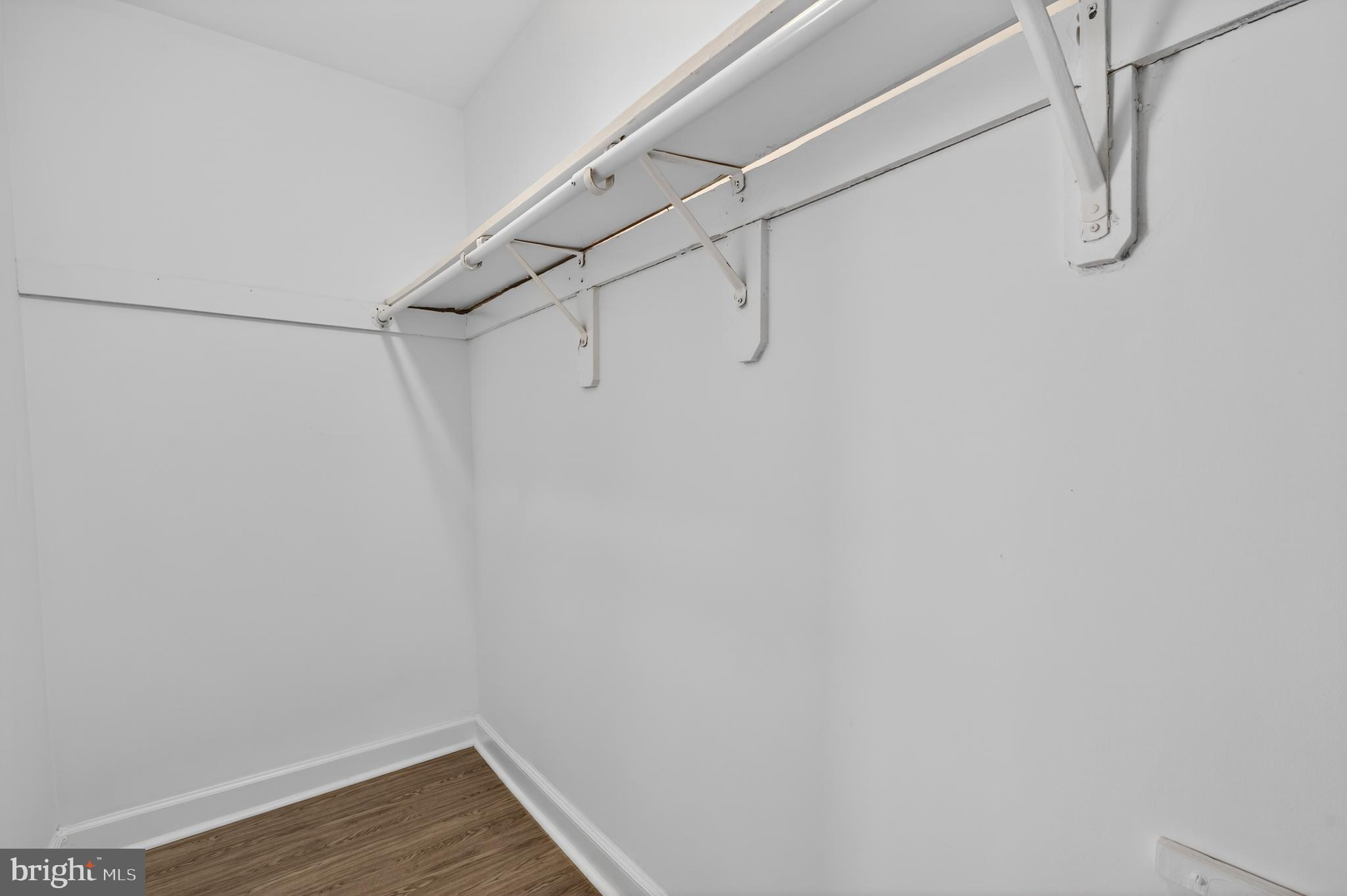 GRAND BEL MANOR - Residential