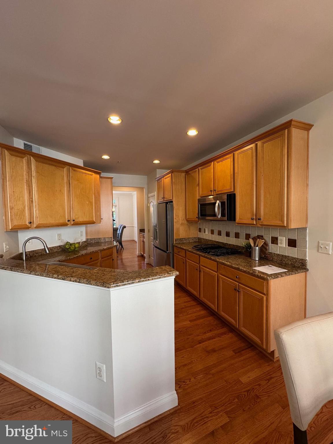 MCLEAN RIDGE - Residential Lease