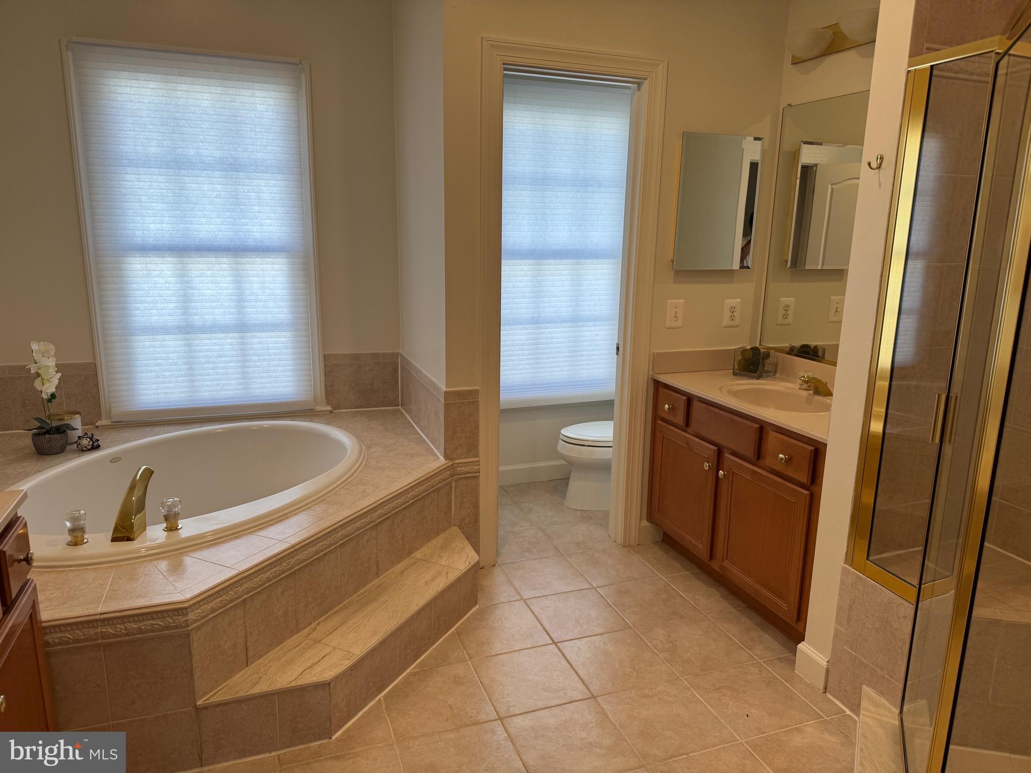 MCLEAN RIDGE - Residential Lease