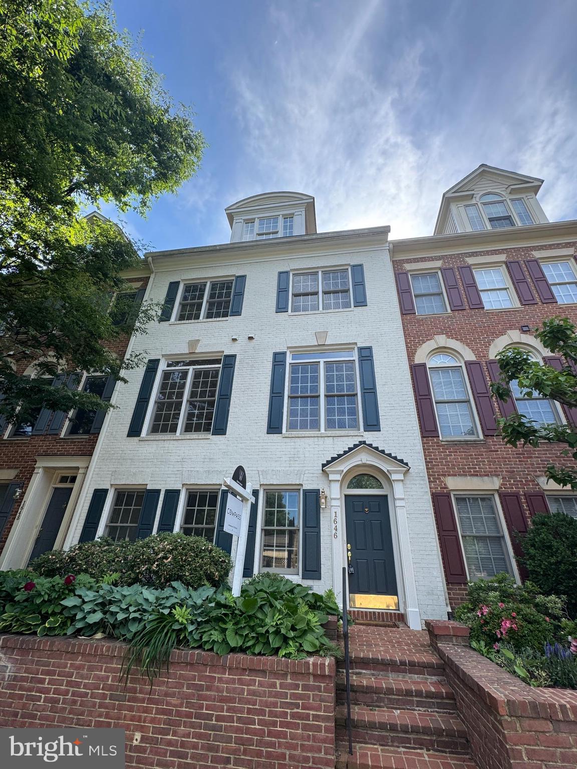 MCLEAN RIDGE - Residential Lease