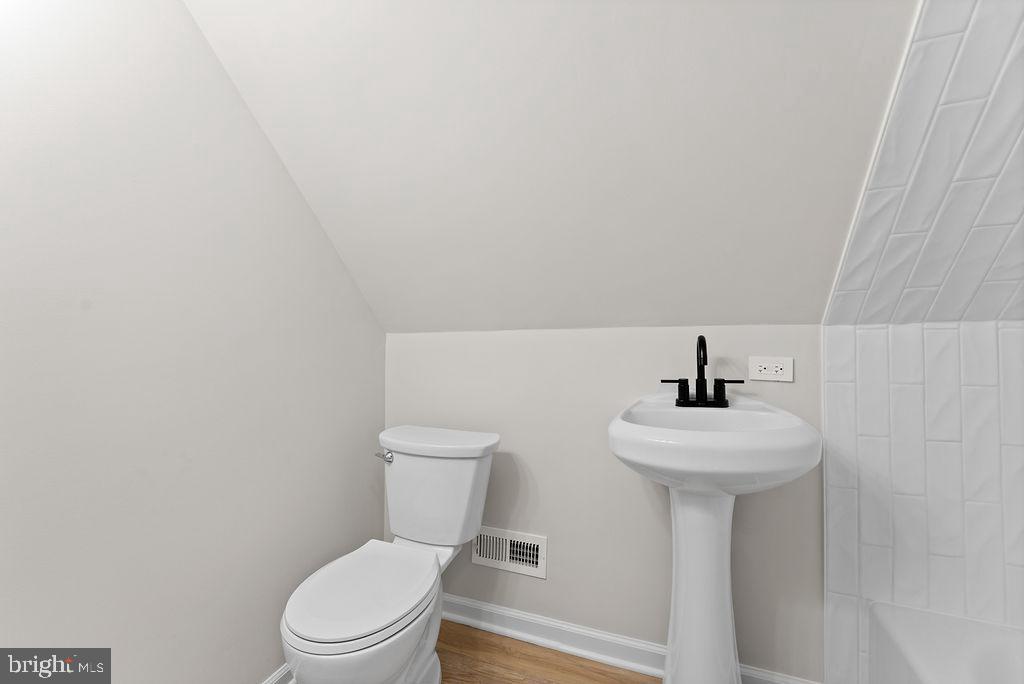 STONEWALL ESTATES - Residential