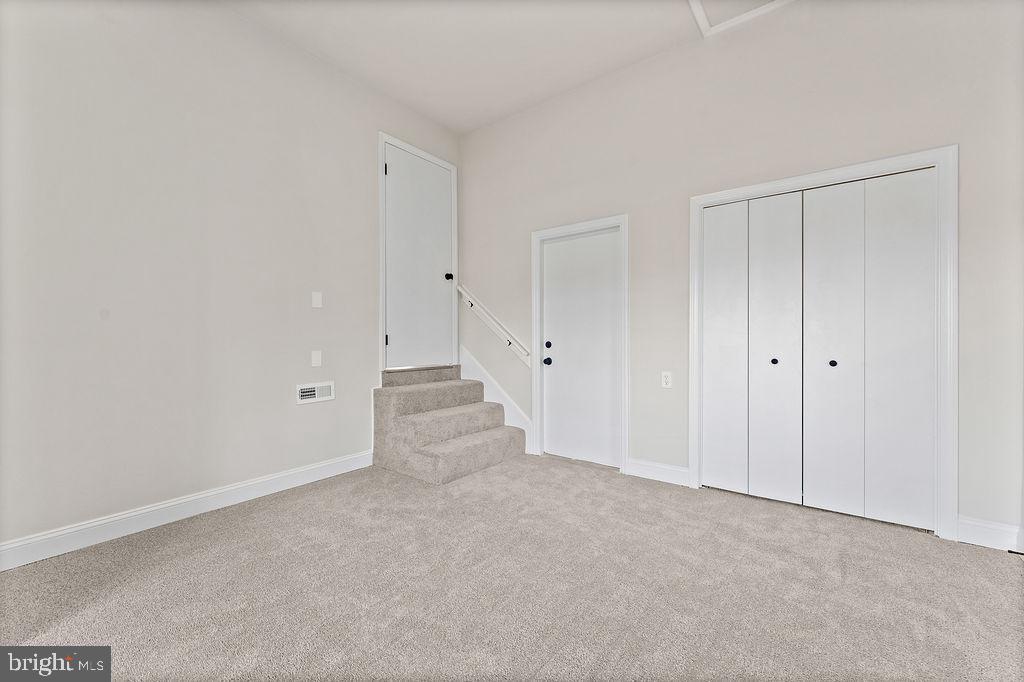 STONEWALL ESTATES - Residential