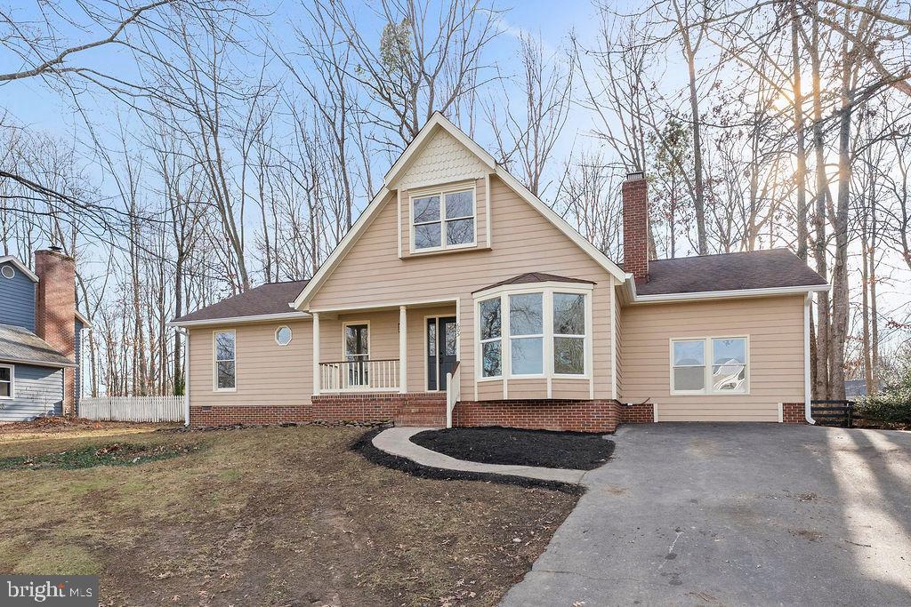 605 LAMPLIGHTER DRIVE