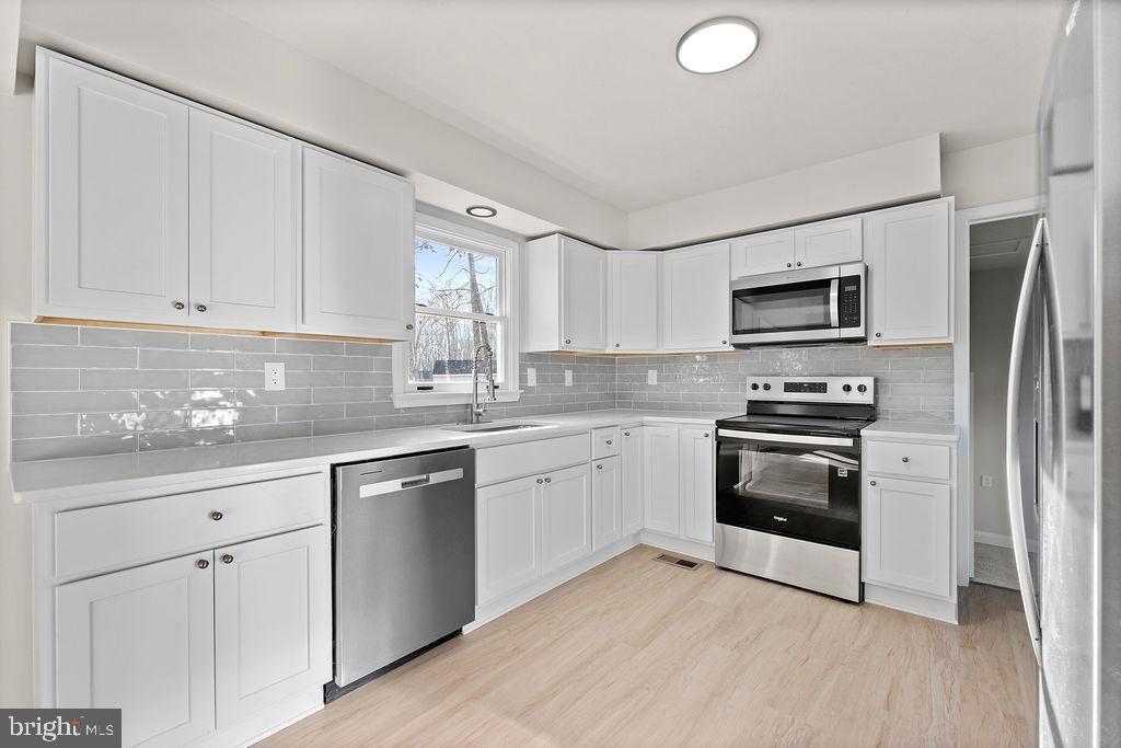 STONEWALL ESTATES - Residential