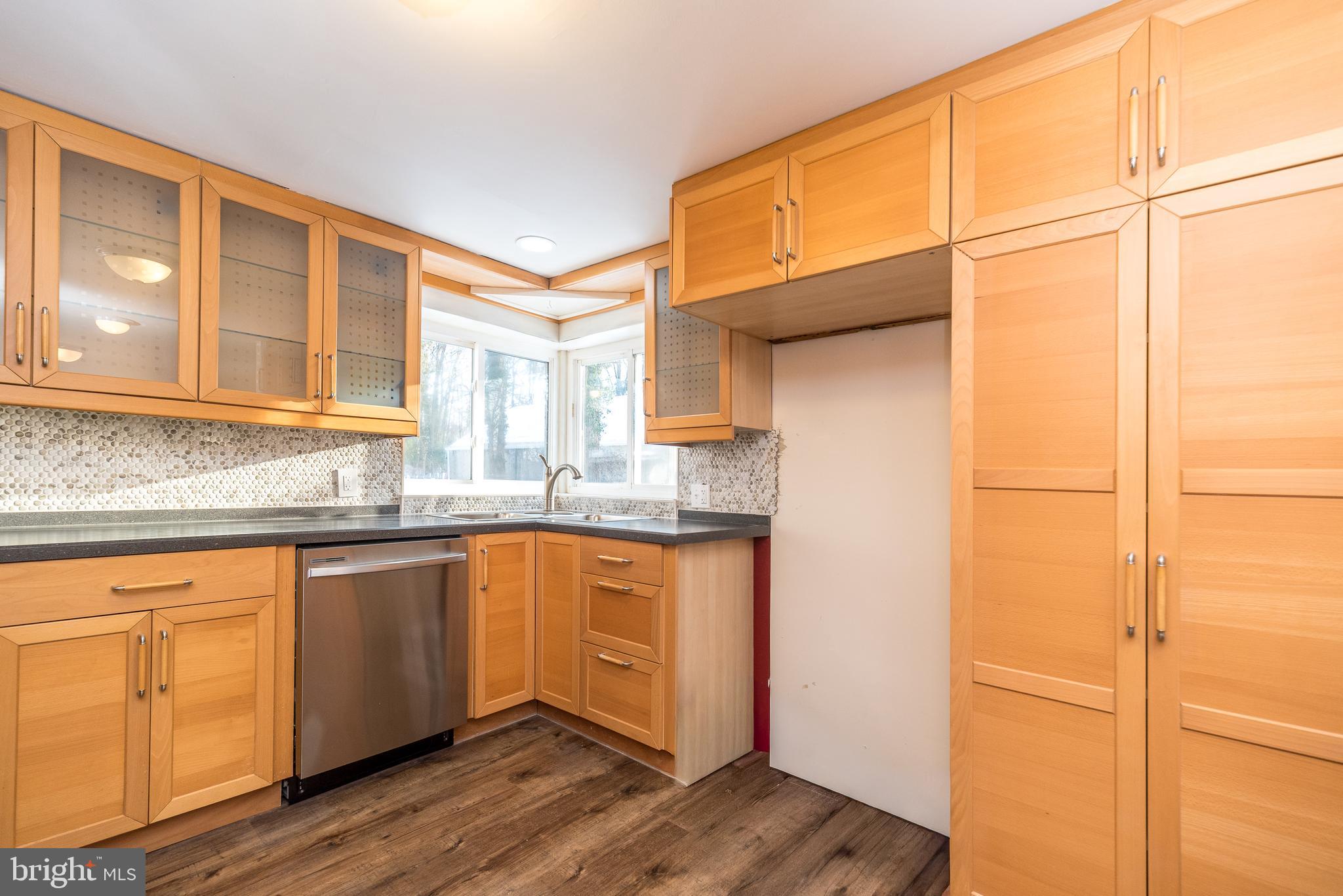 NORRISTOWN - Residential