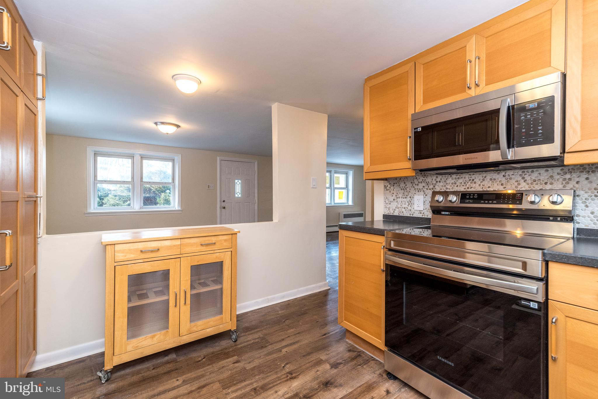 NORRISTOWN - Residential