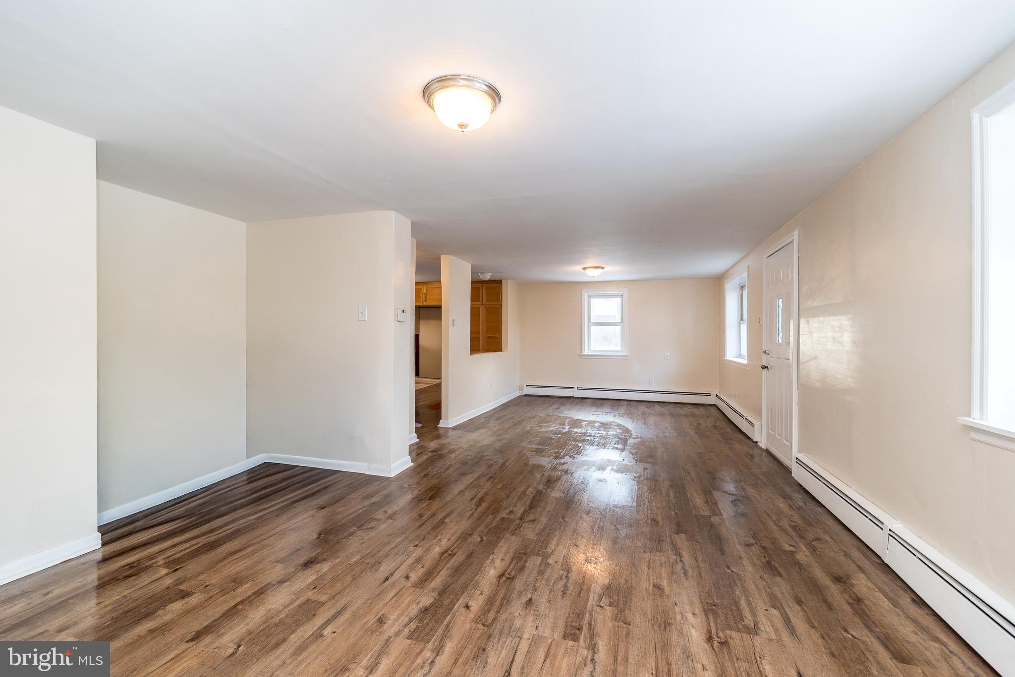 NORRISTOWN - Residential