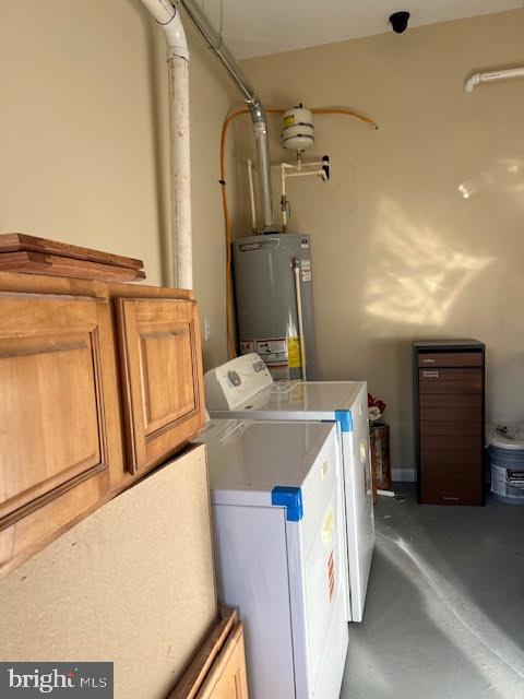 FLORIS DOWNS - Residential Lease