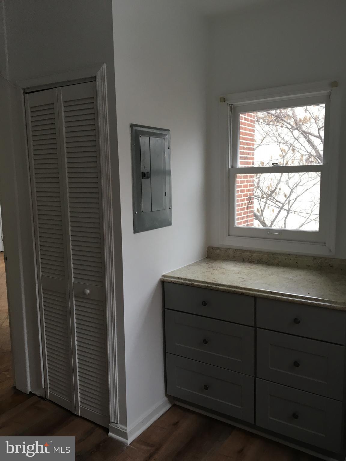 MOUNT VERNON PLACE HISTORIC DISTRICT - Residential Lease