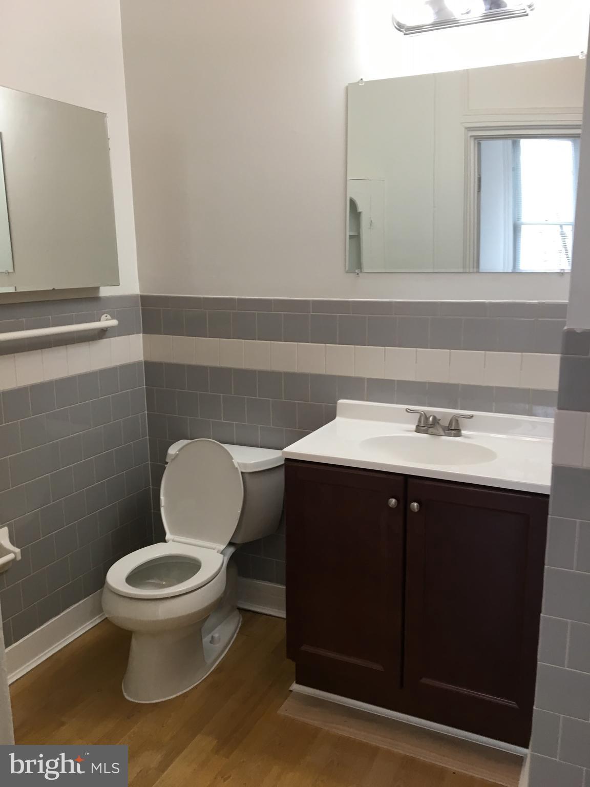 MOUNT VERNON PLACE HISTORIC DISTRICT - Residential Lease