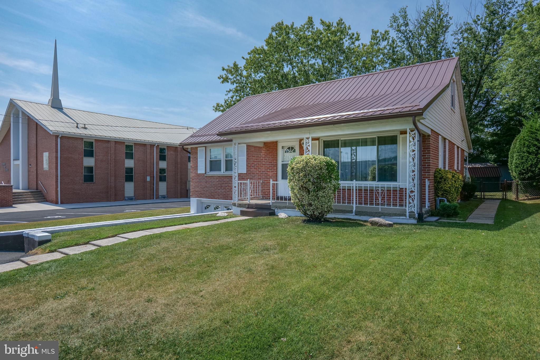 MAPLESIDE - Residential