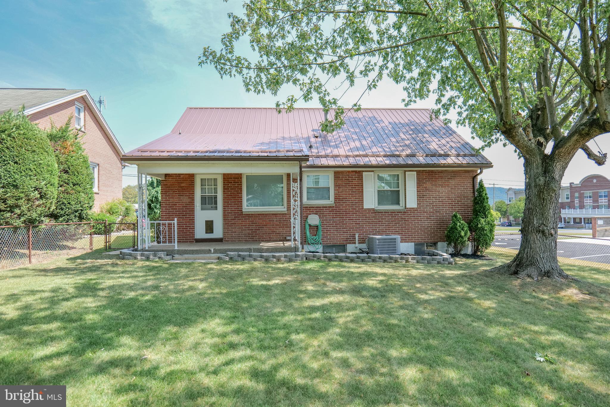 MAPLESIDE - Residential