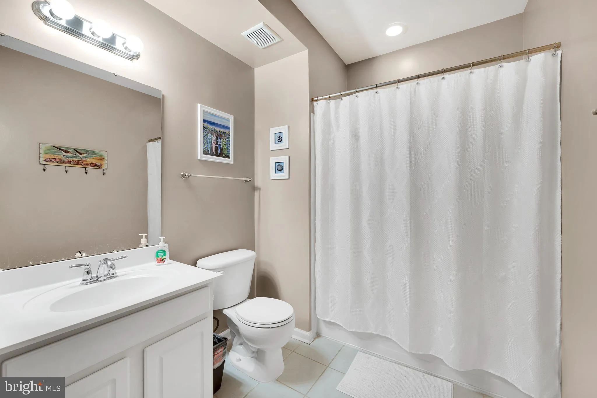 Ocean City, Maryland 21842, United States, 3 Bedrooms Bedrooms, ,2 BathroomsBathrooms,Residential,Active,81567