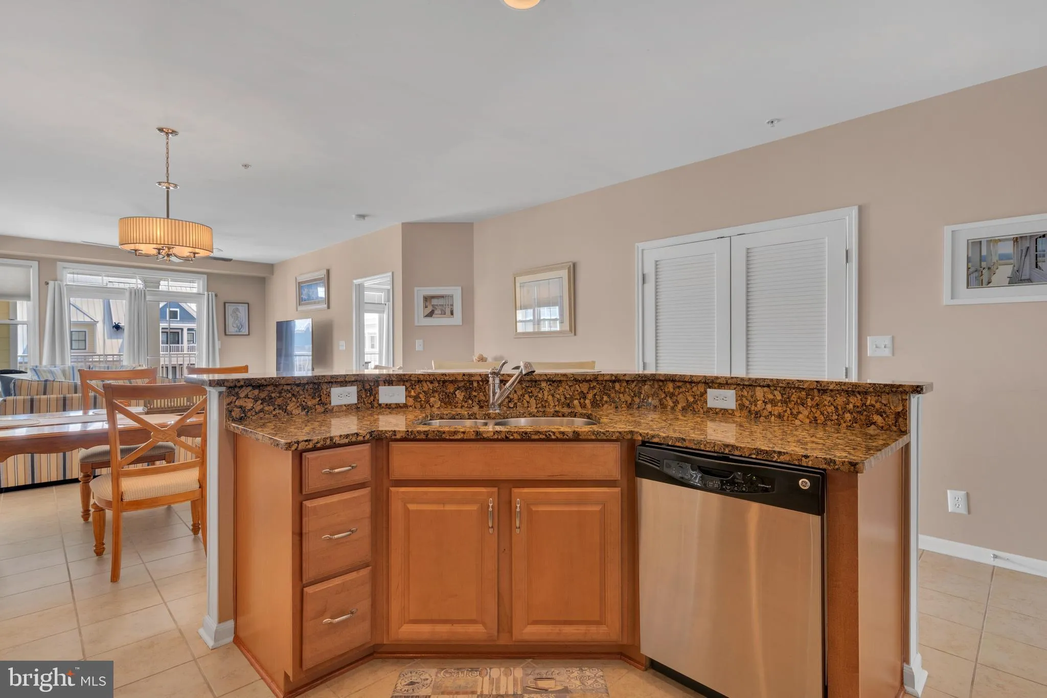 Ocean City, Maryland 21842, United States, 3 Bedrooms Bedrooms, ,2 BathroomsBathrooms,Residential,Active,81567