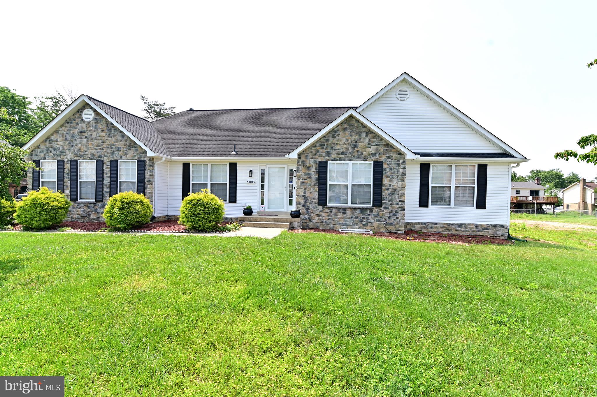 6009 SELLNER LANE