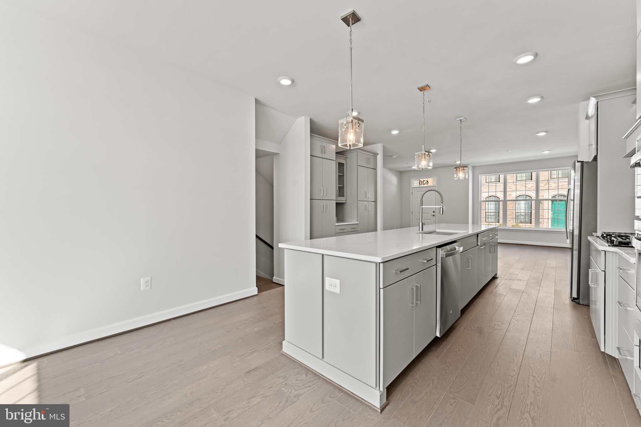 POTOMAC OVERLOOK - Residential