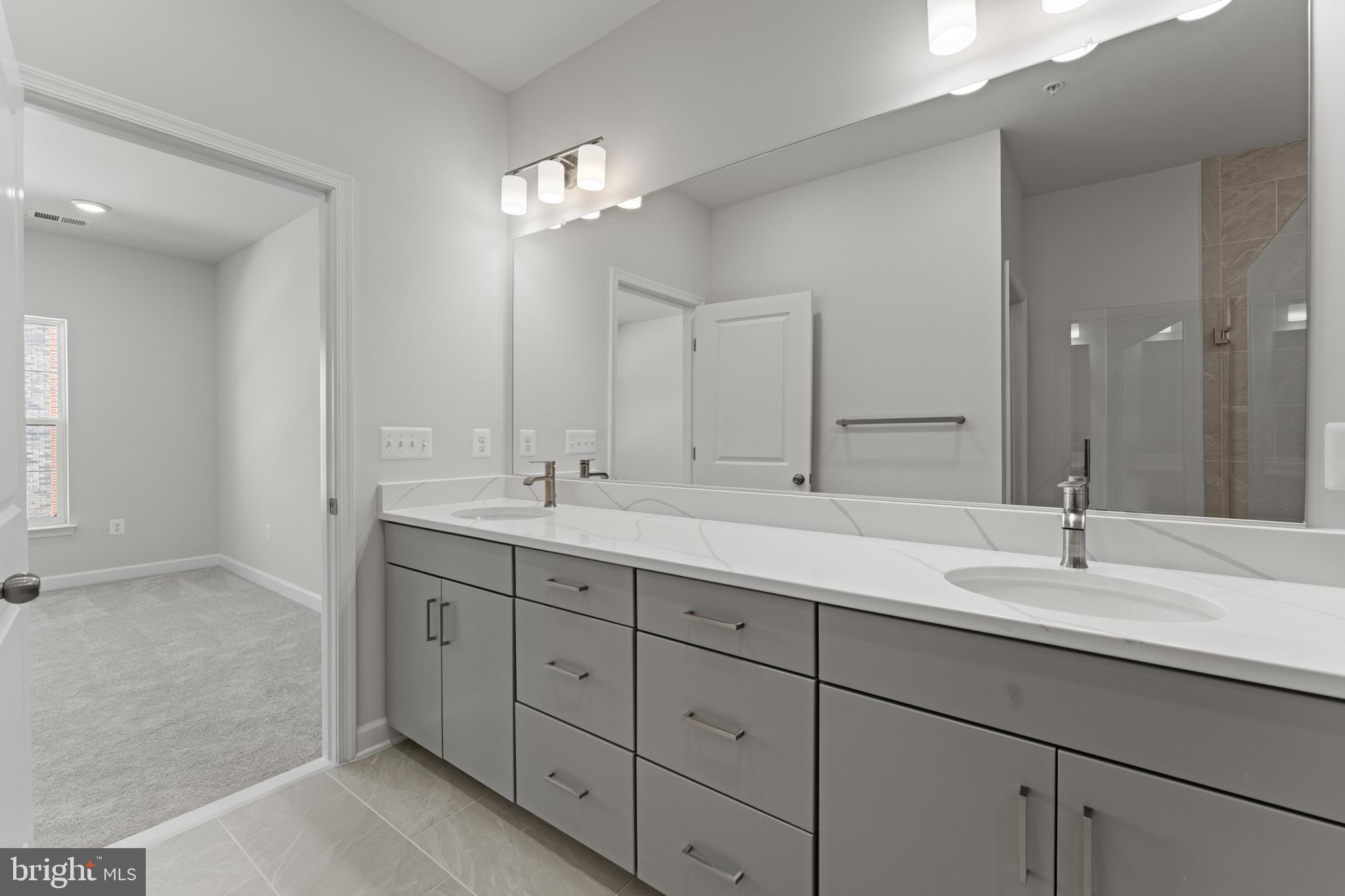 POTOMAC OVERLOOK - Residential