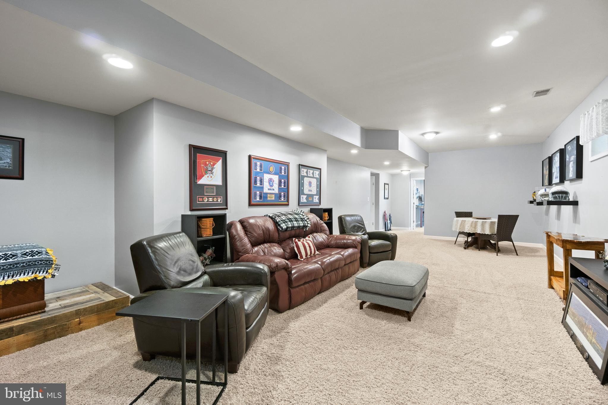 SUMMERS LANDING - Residential