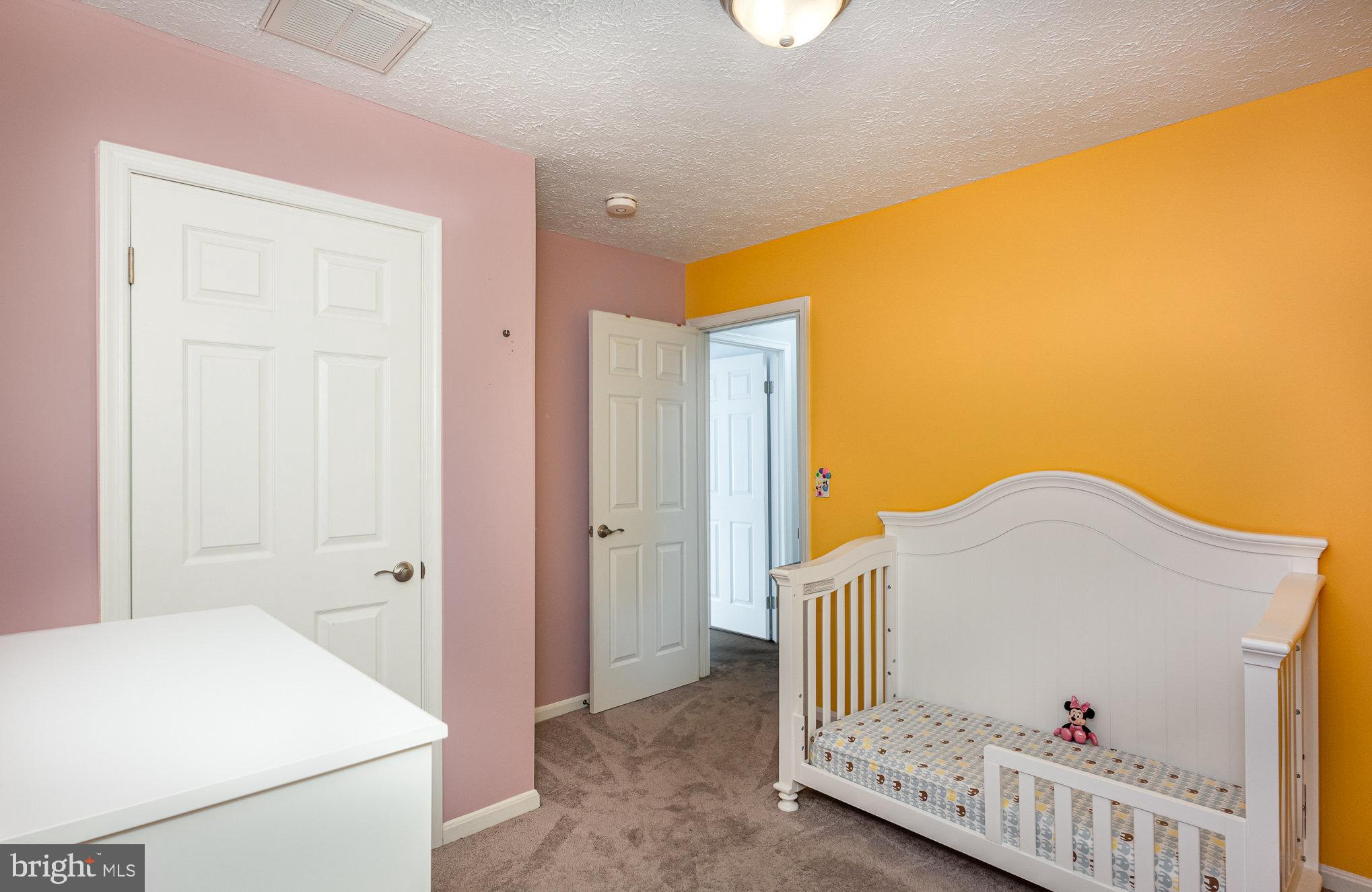 HUNTERS RUN - Residential