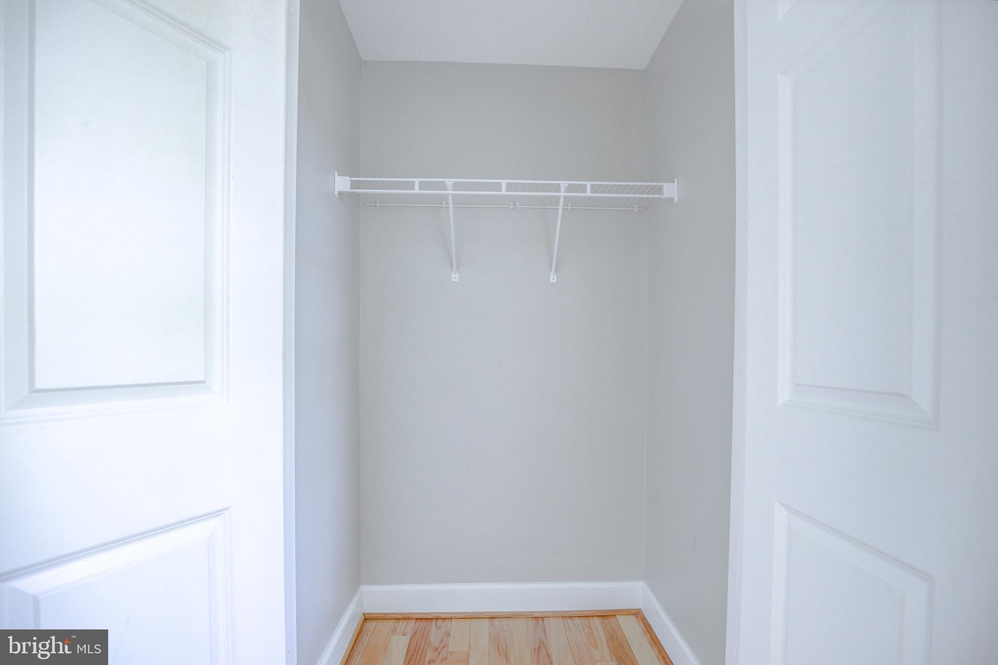 GATEHOUSE CONDOMINIUM - Residential Lease