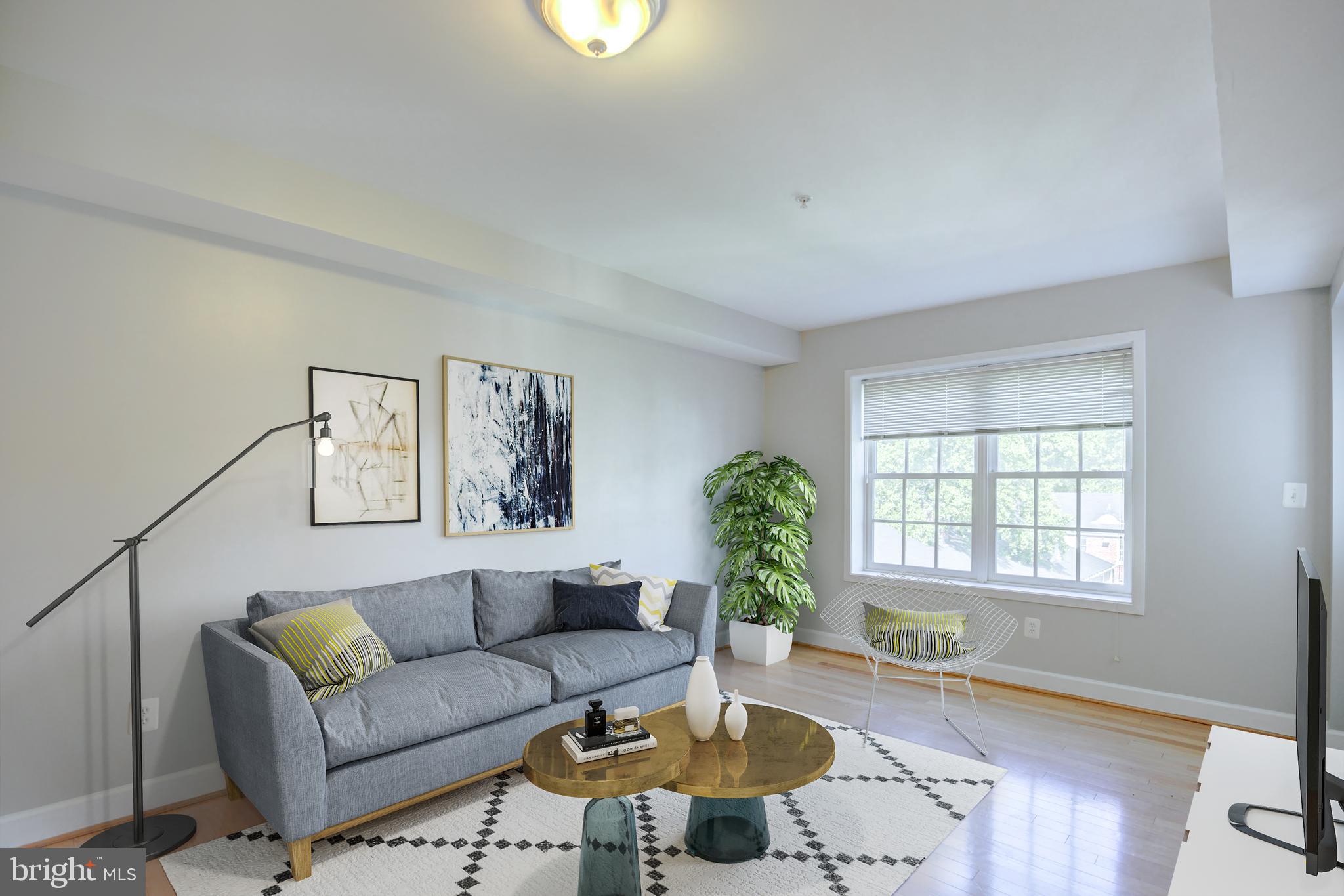 GATEHOUSE CONDOMINIUM - Residential Lease