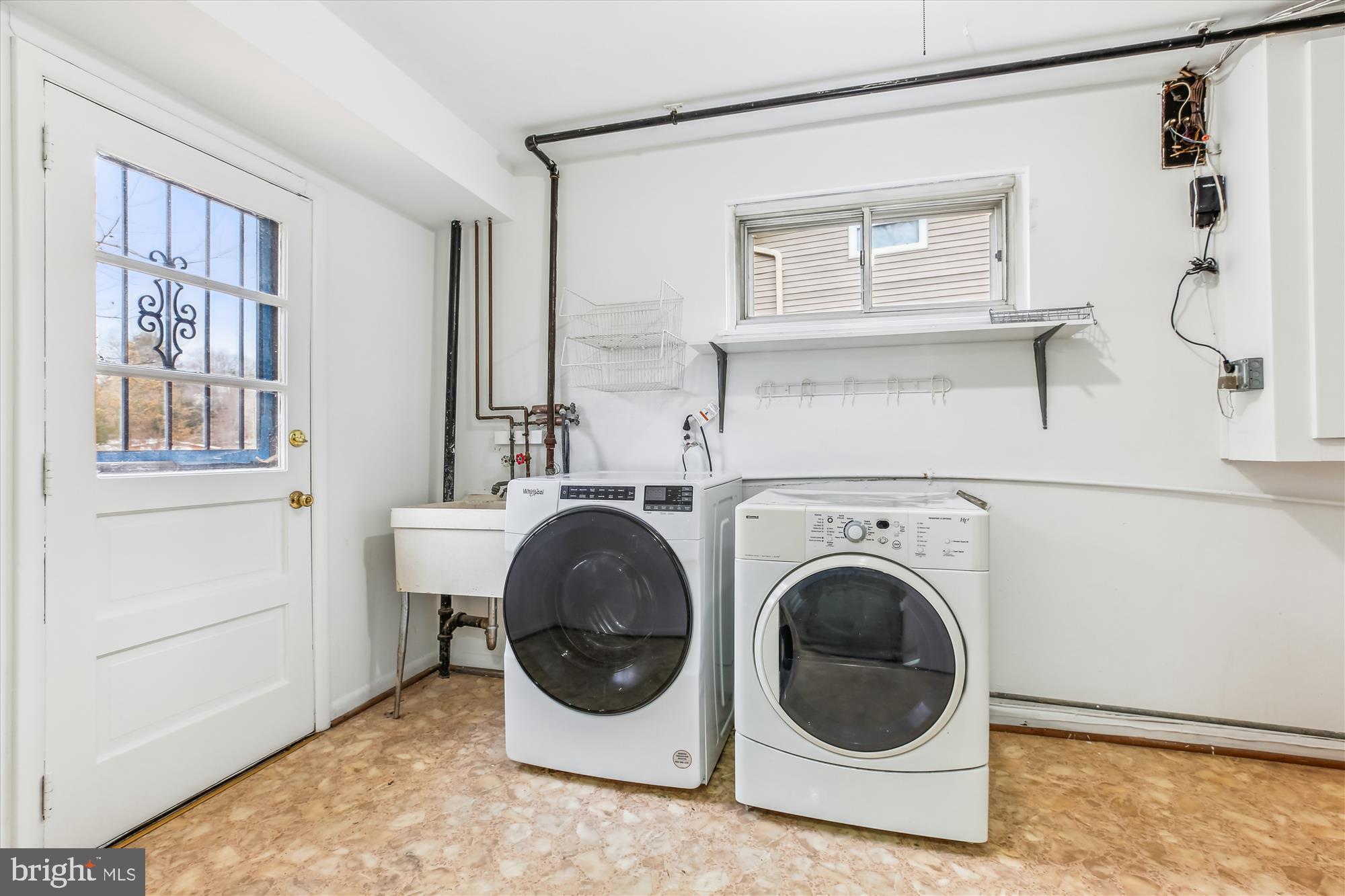 KEMP MILL ESTATES - Residential