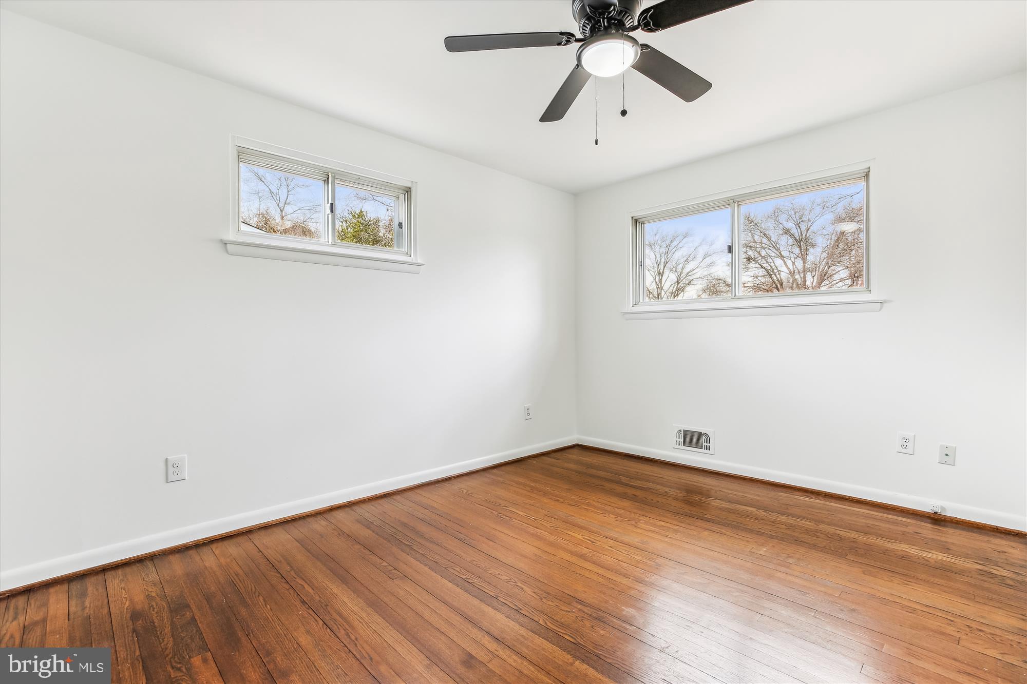 KEMP MILL ESTATES - Residential