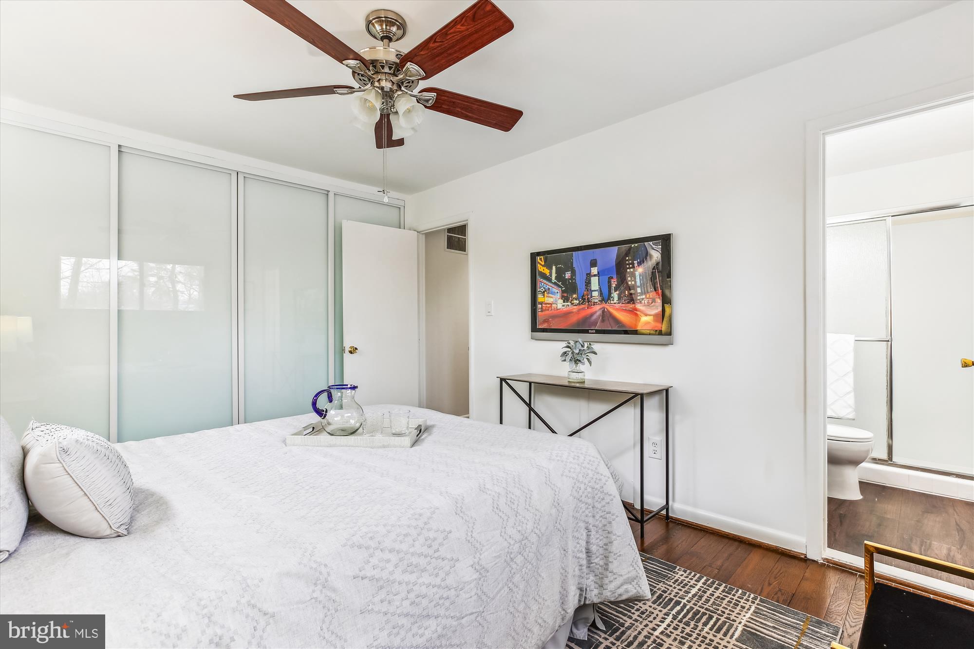 KEMP MILL ESTATES - Residential