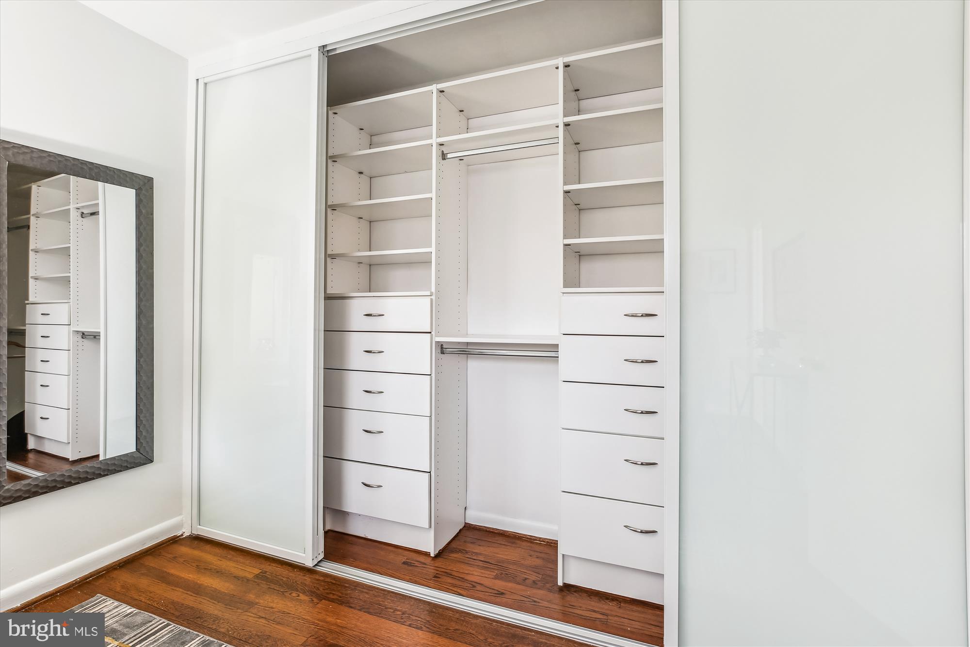 KEMP MILL ESTATES - Residential