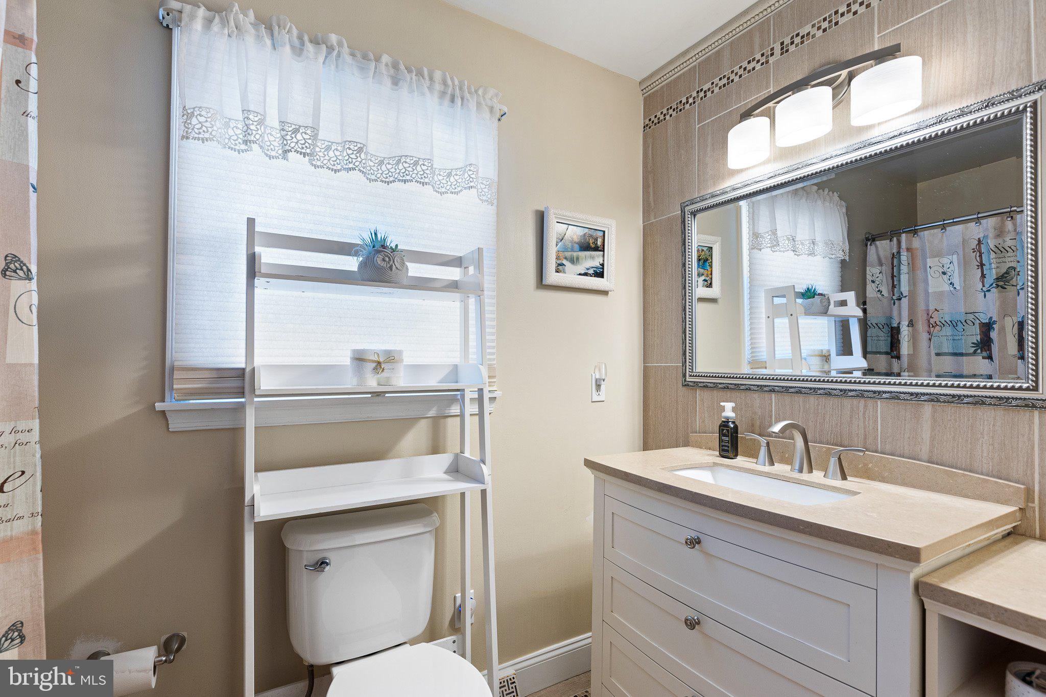 HICKORY WOODS - Residential