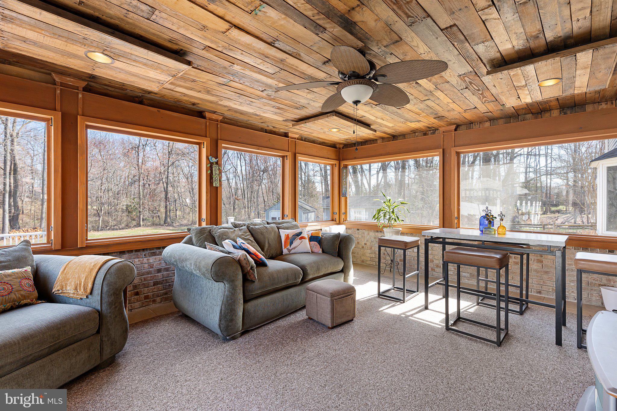 HICKORY WOODS - Residential