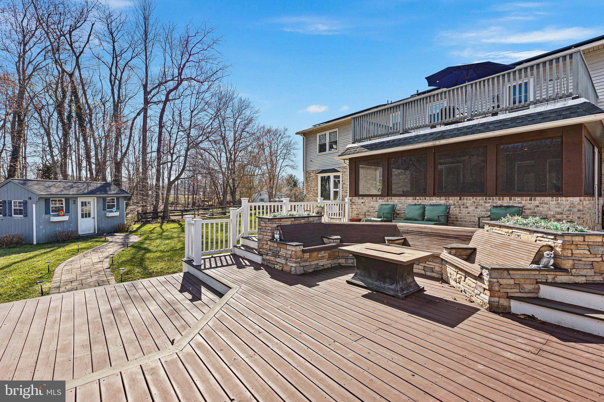 HICKORY WOODS - Residential