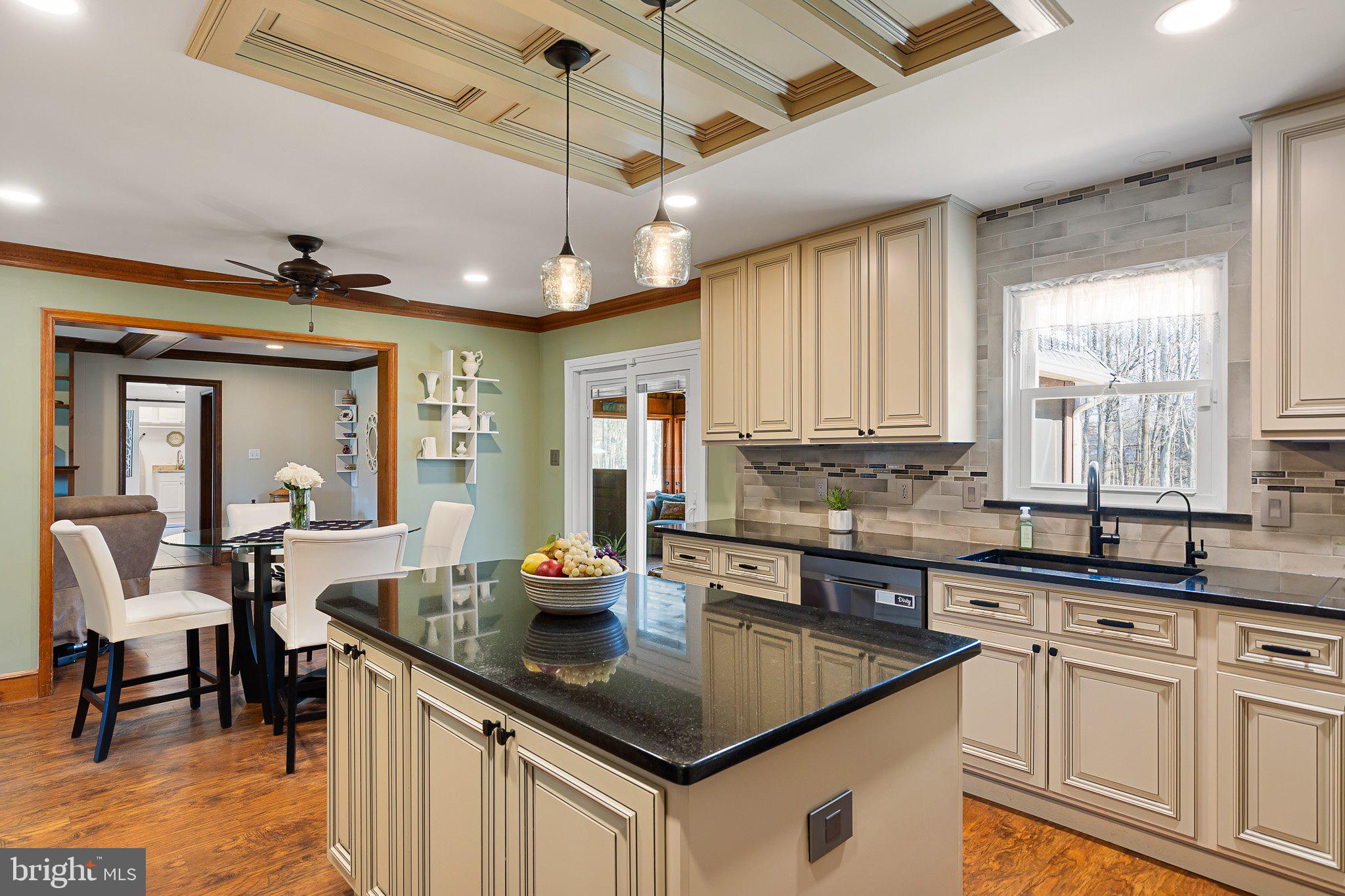 HICKORY WOODS - Residential