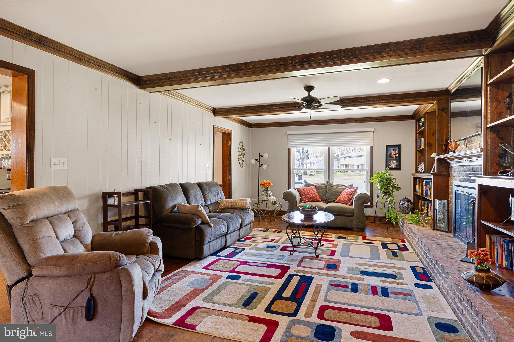 HICKORY WOODS - Residential