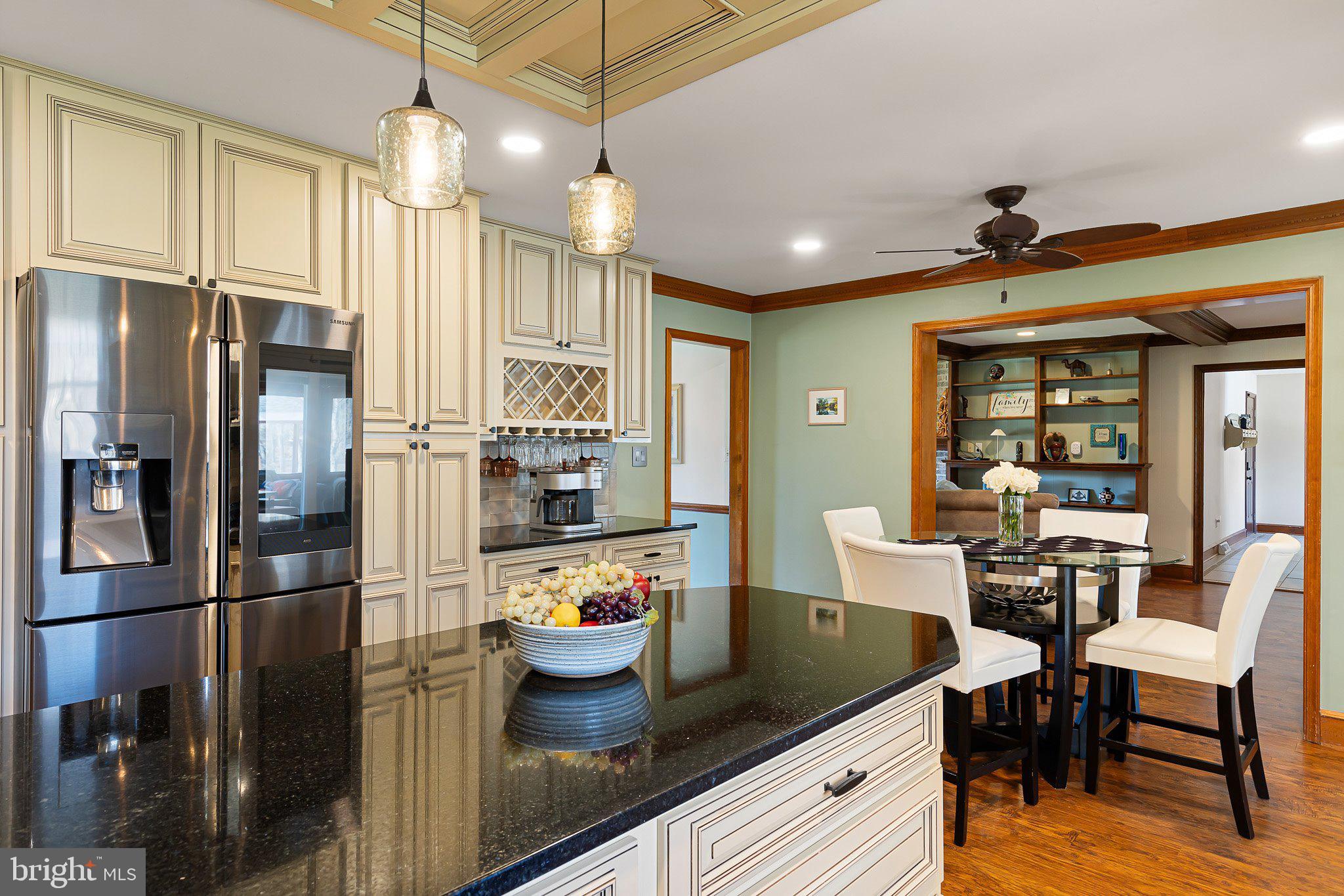 HICKORY WOODS - Residential