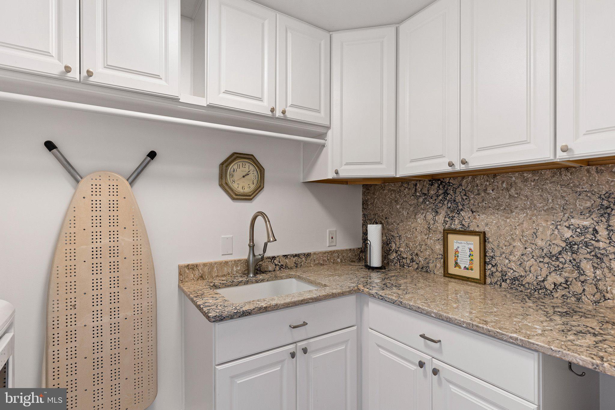 HICKORY WOODS - Residential