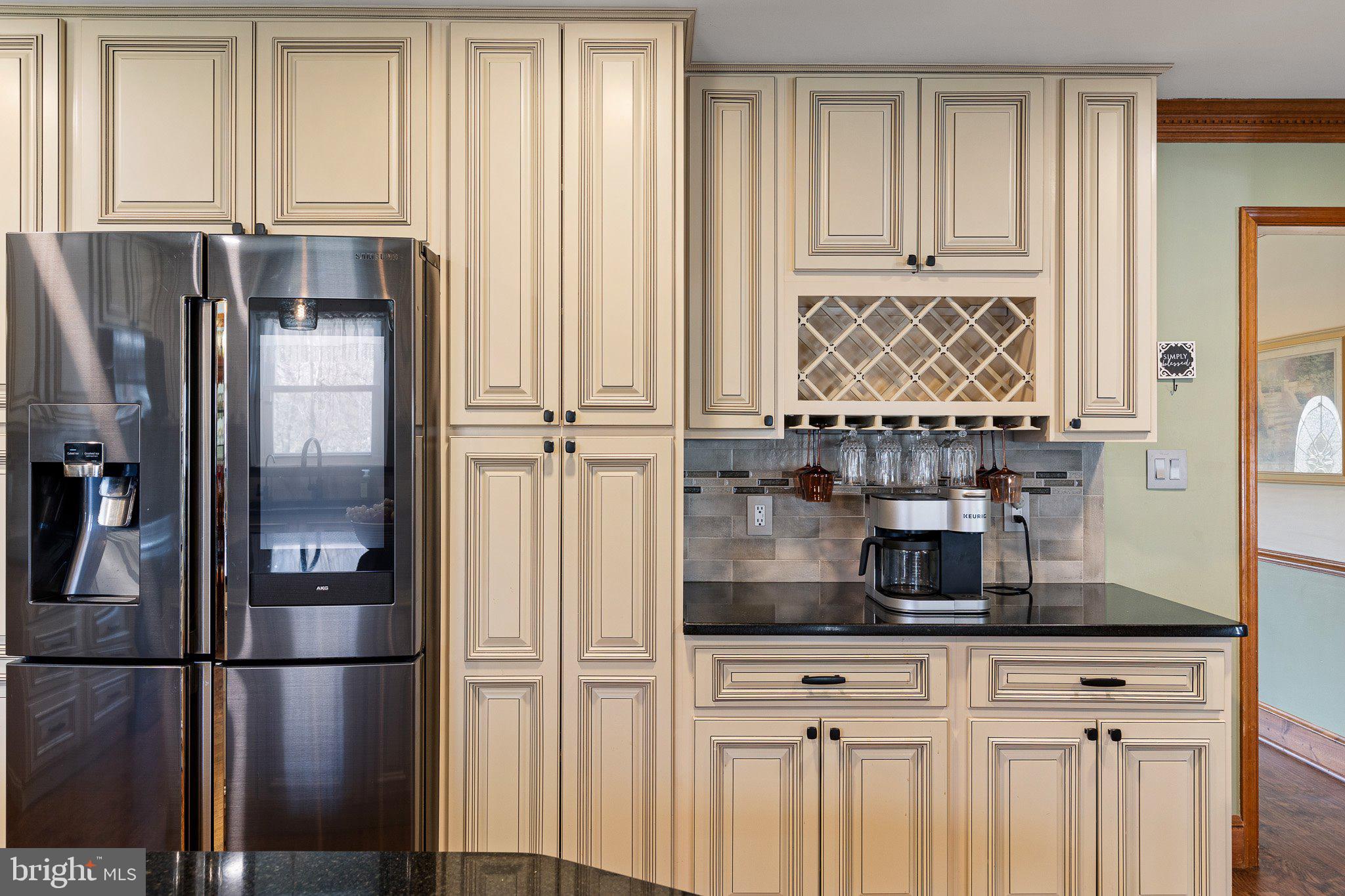 HICKORY WOODS - Residential