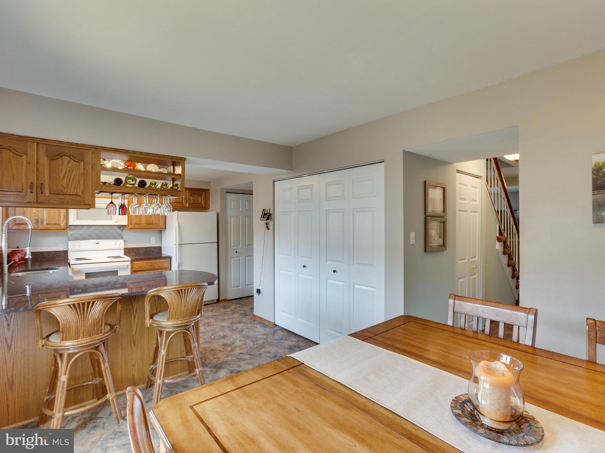 REFLECTION LAKE - Residential