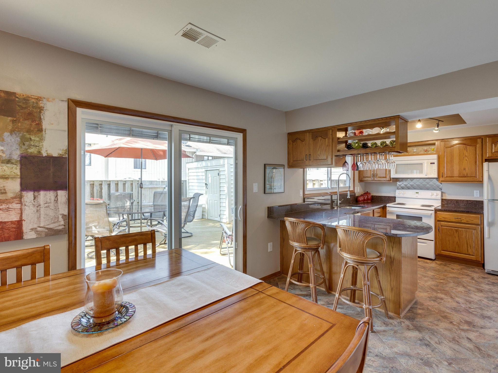 REFLECTION LAKE - Residential