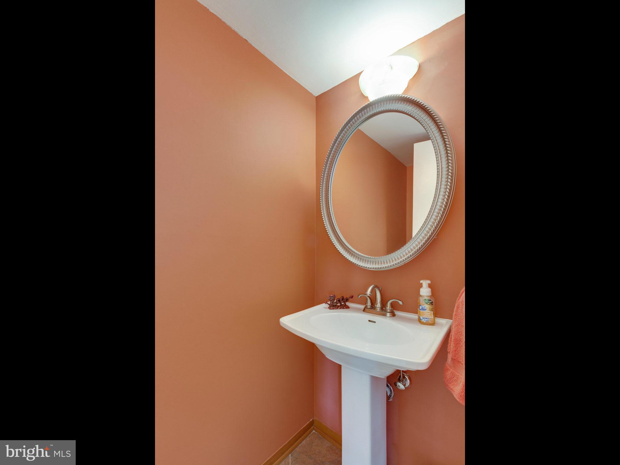 REFLECTION LAKE - Residential