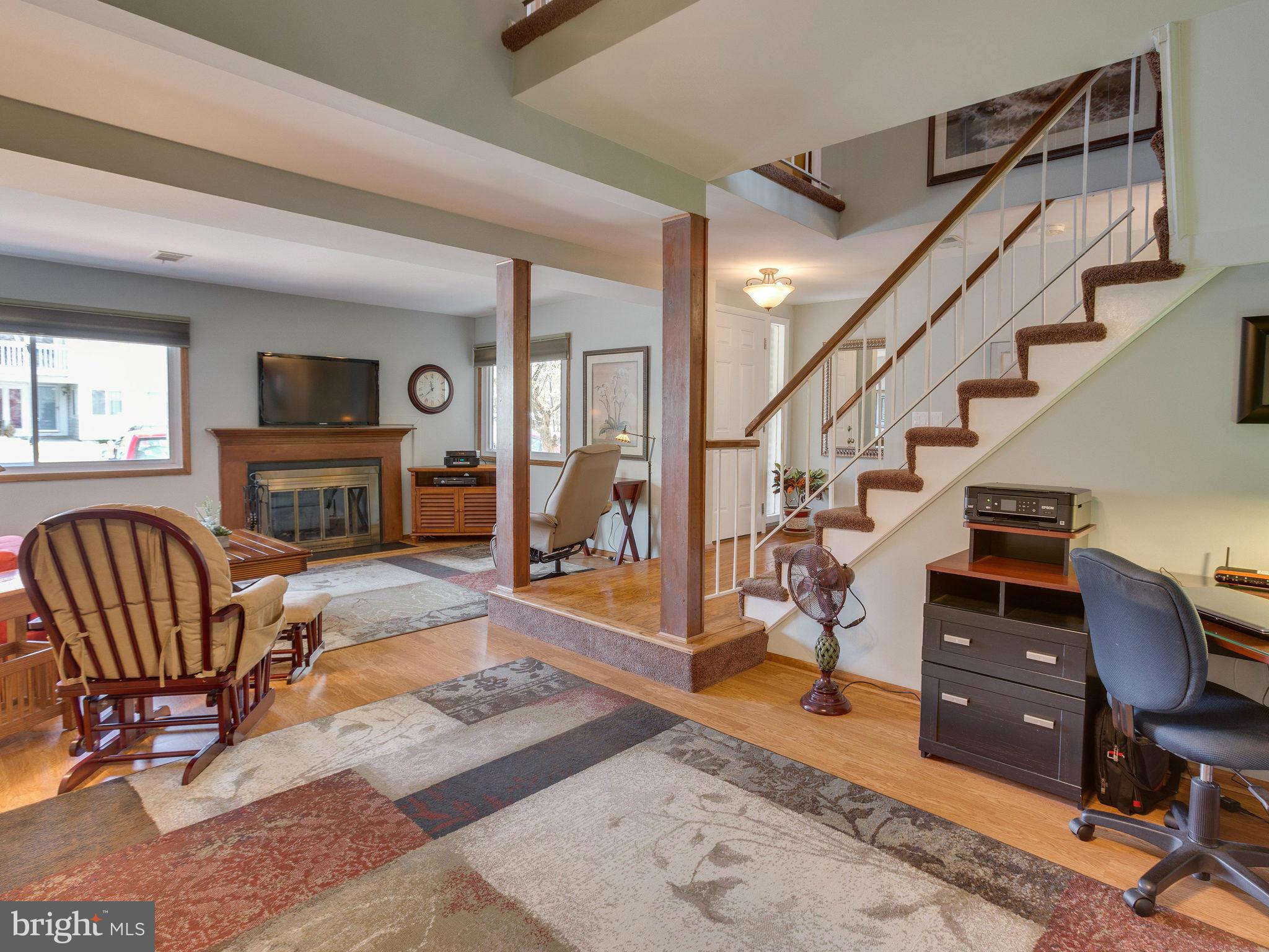 REFLECTION LAKE - Residential