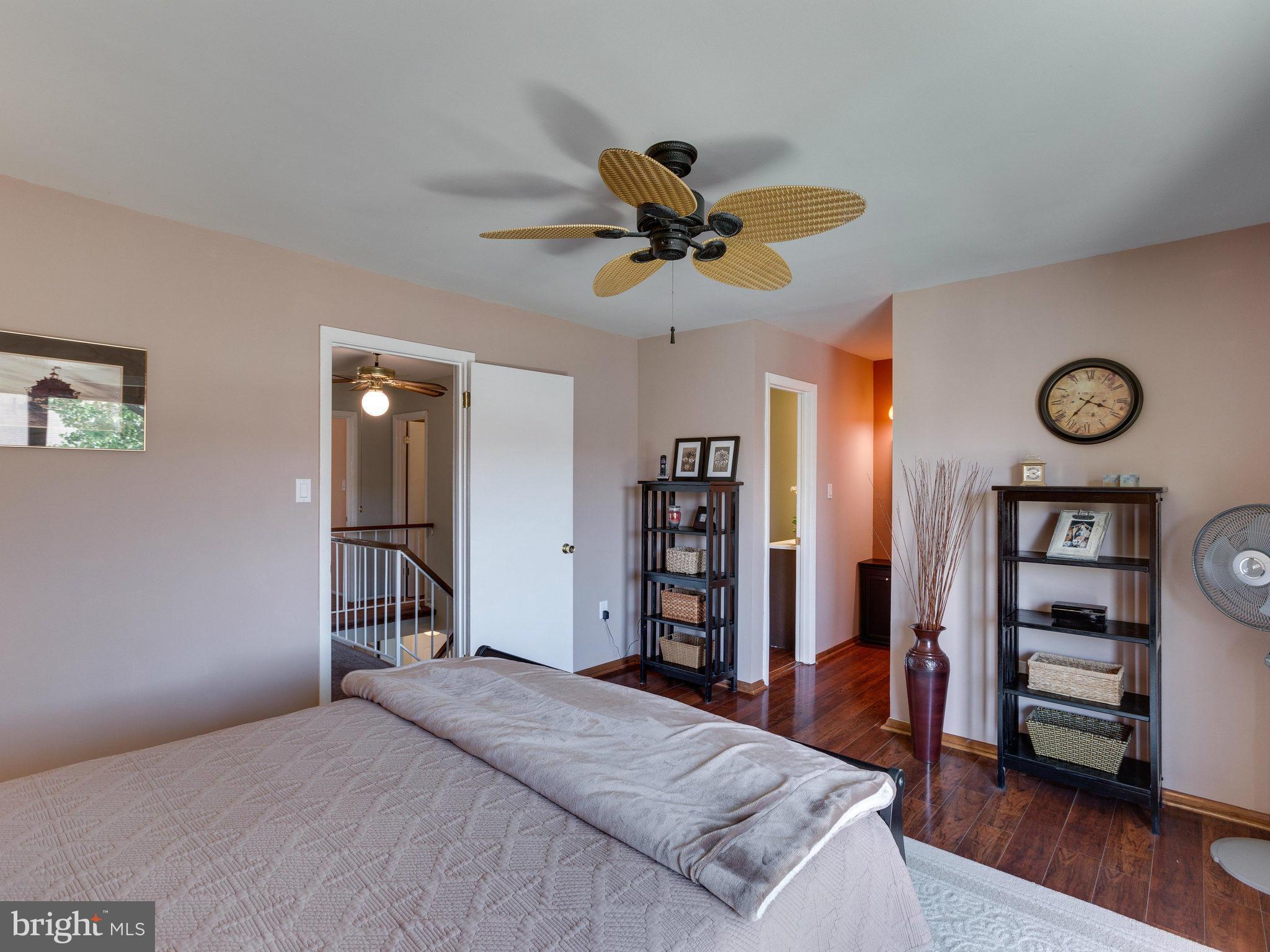 REFLECTION LAKE - Residential