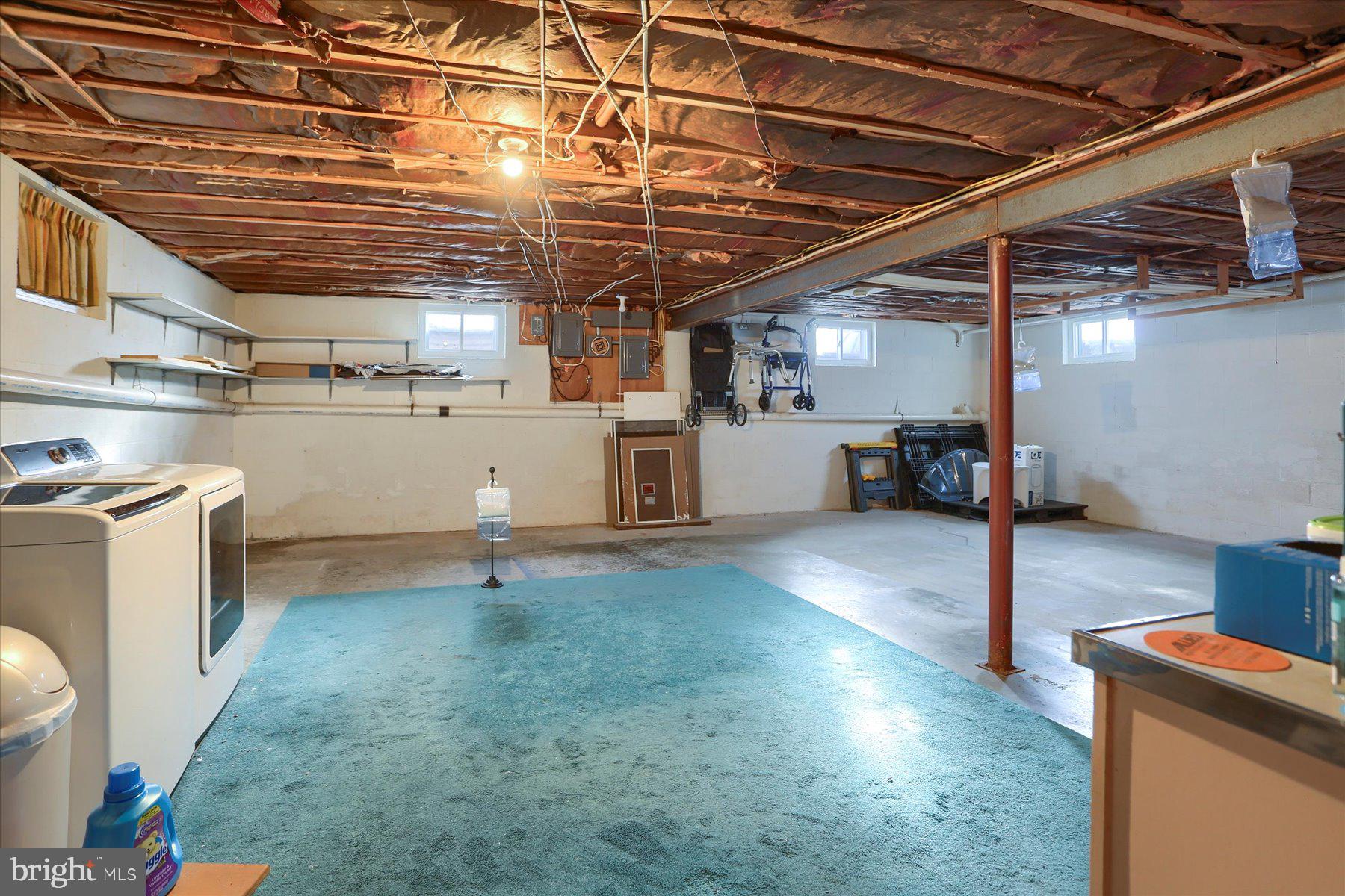 ALLENBERRY HILLS - Residential