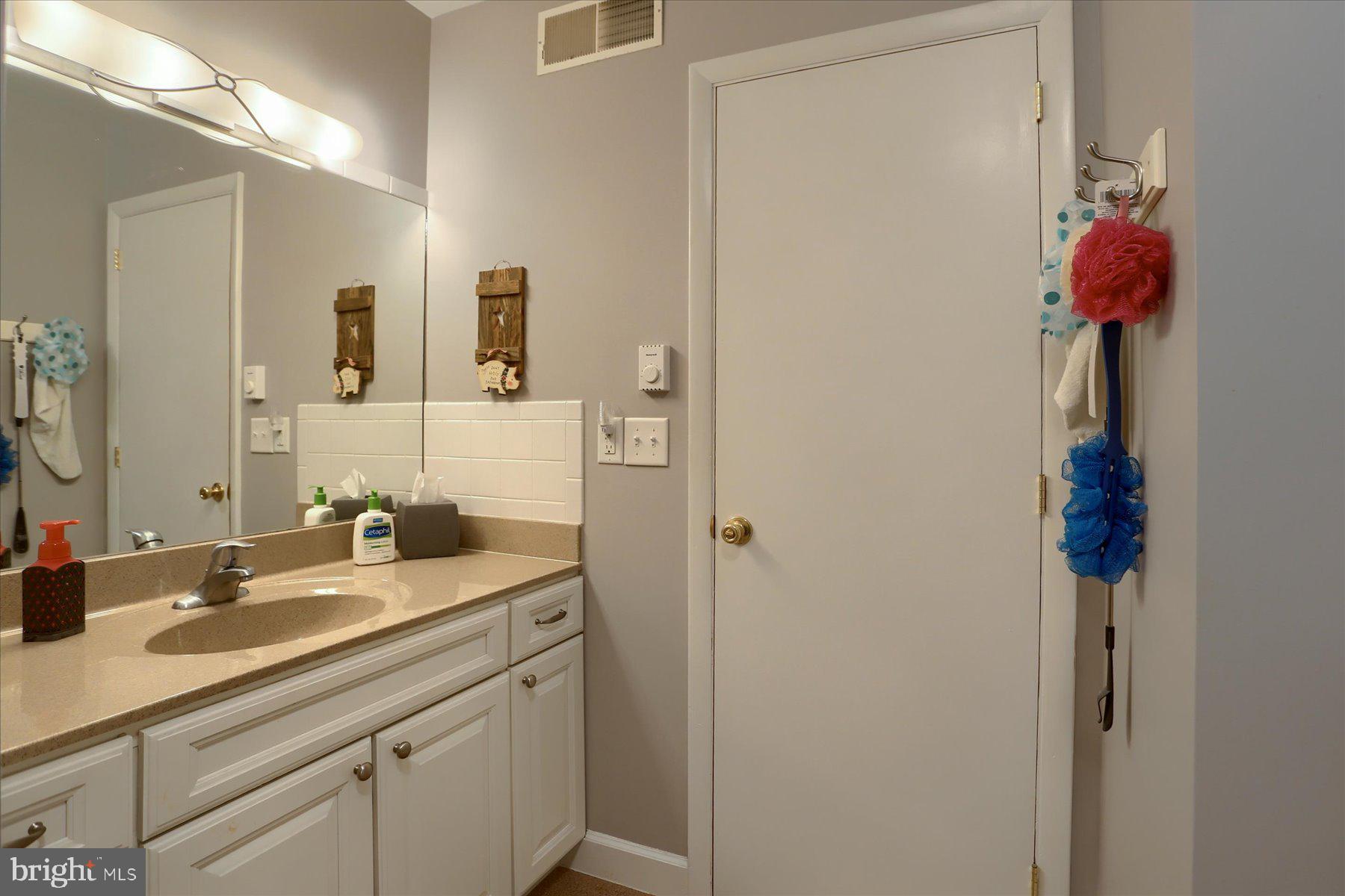 ALLENBERRY HILLS - Residential